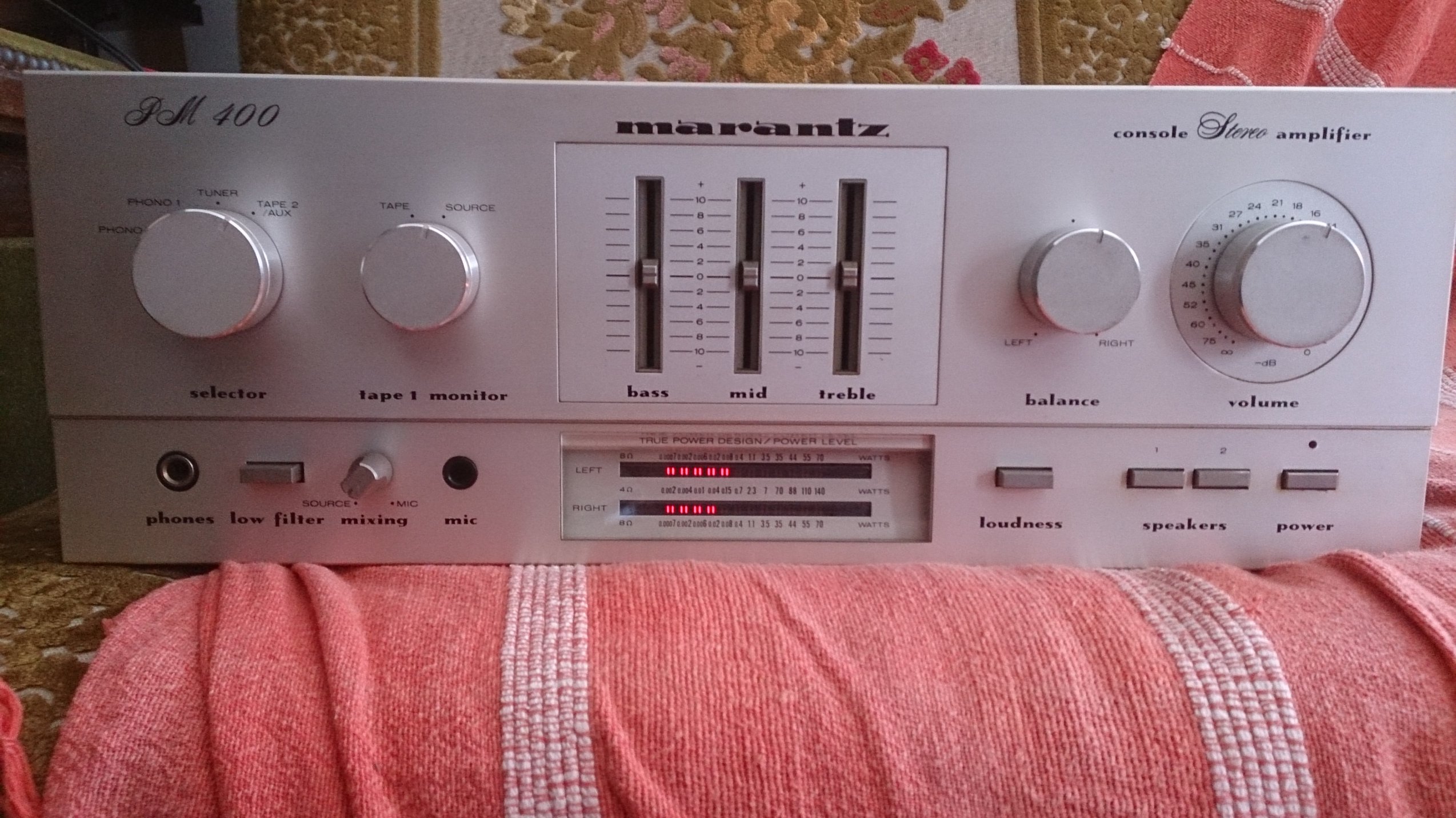 Marantz PM-400 front panel