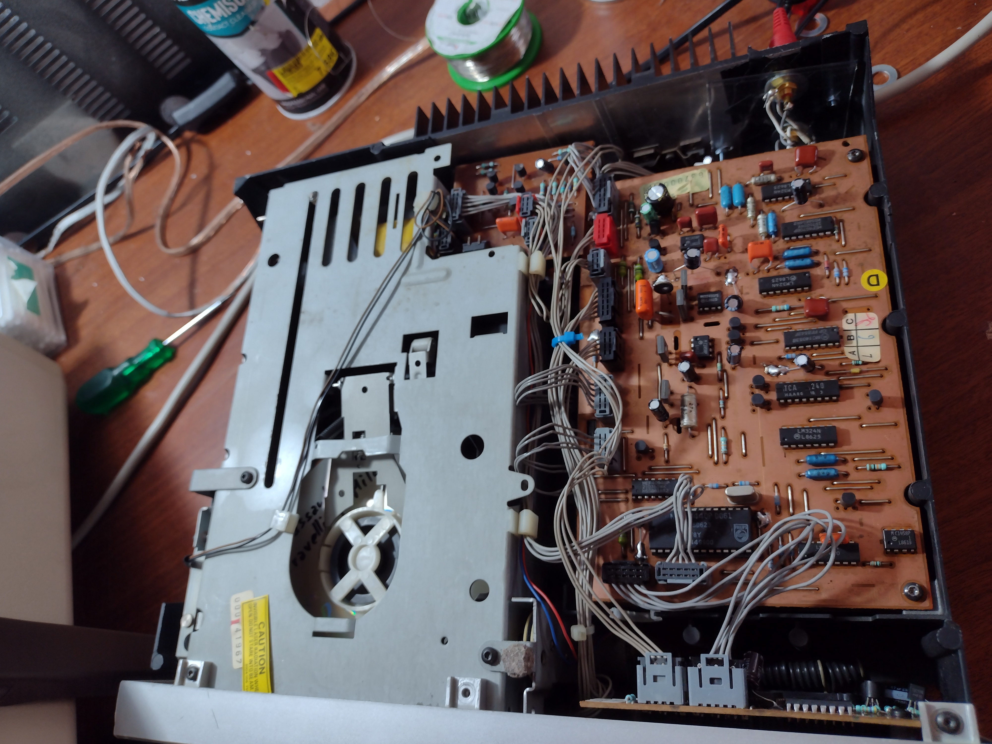 recapped Philips CD104